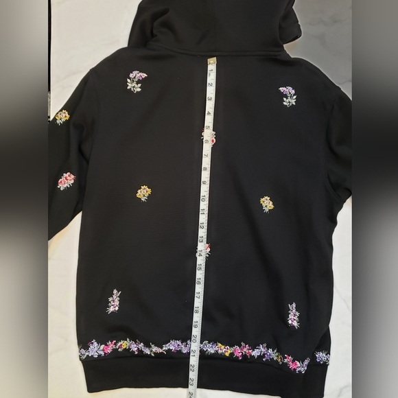 H&M X Giambattista Valli Embroidered Rhinestone Unisex Sweatshirt Sz XS - Picture 13 of 15